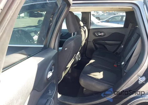 2016 Jeep Cherokee Latitude из США, поврежденный, VIN 1C4PJLCS7GW171054